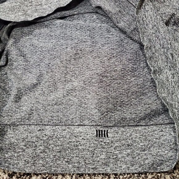 Maidenform Women's Gray Cowlneck Long-Sleeved Moisture Wick Thumbholes T… - Picture 8 of 10